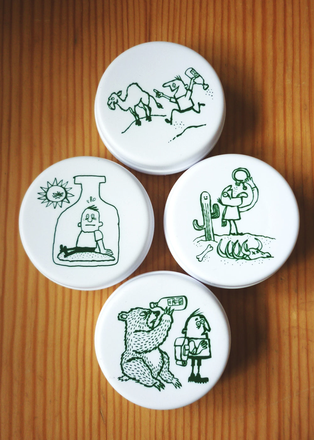 Drinking cups: set of four